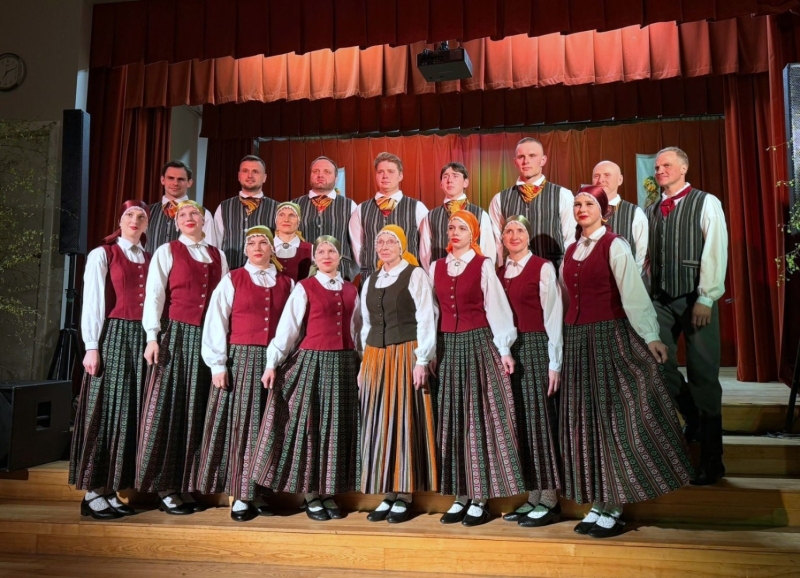 Vidējās paaudzes deju kolektīvs "Valle"