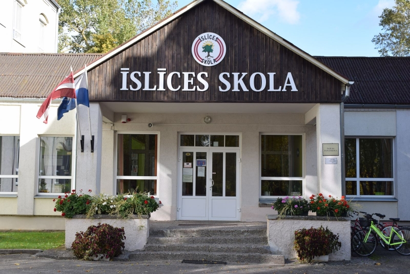 uzlabots skolas vizuālais tēls