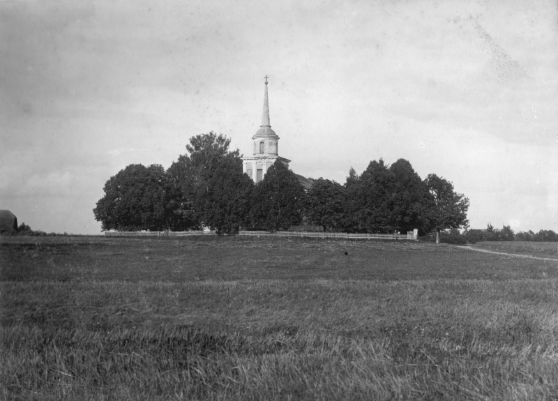 Vecsaules baznīca 20. gadsimta sākumā