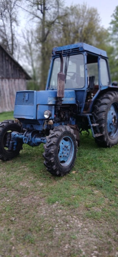 Traktors LTZ-55A Zālītes skola