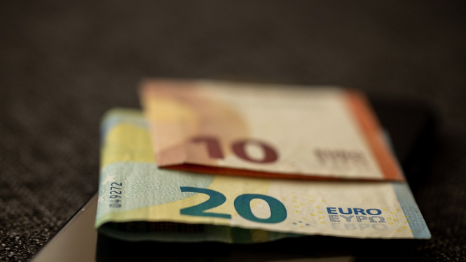 eiro banknotes