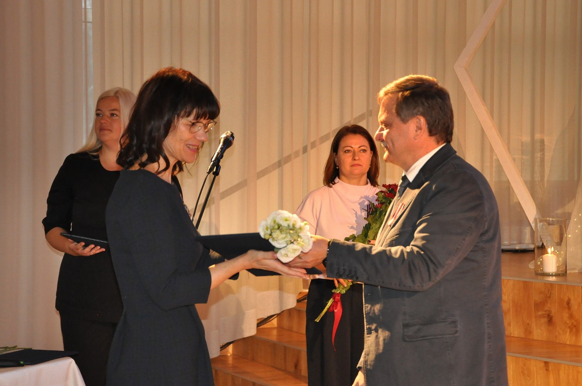 Vecumnieku vidusskola