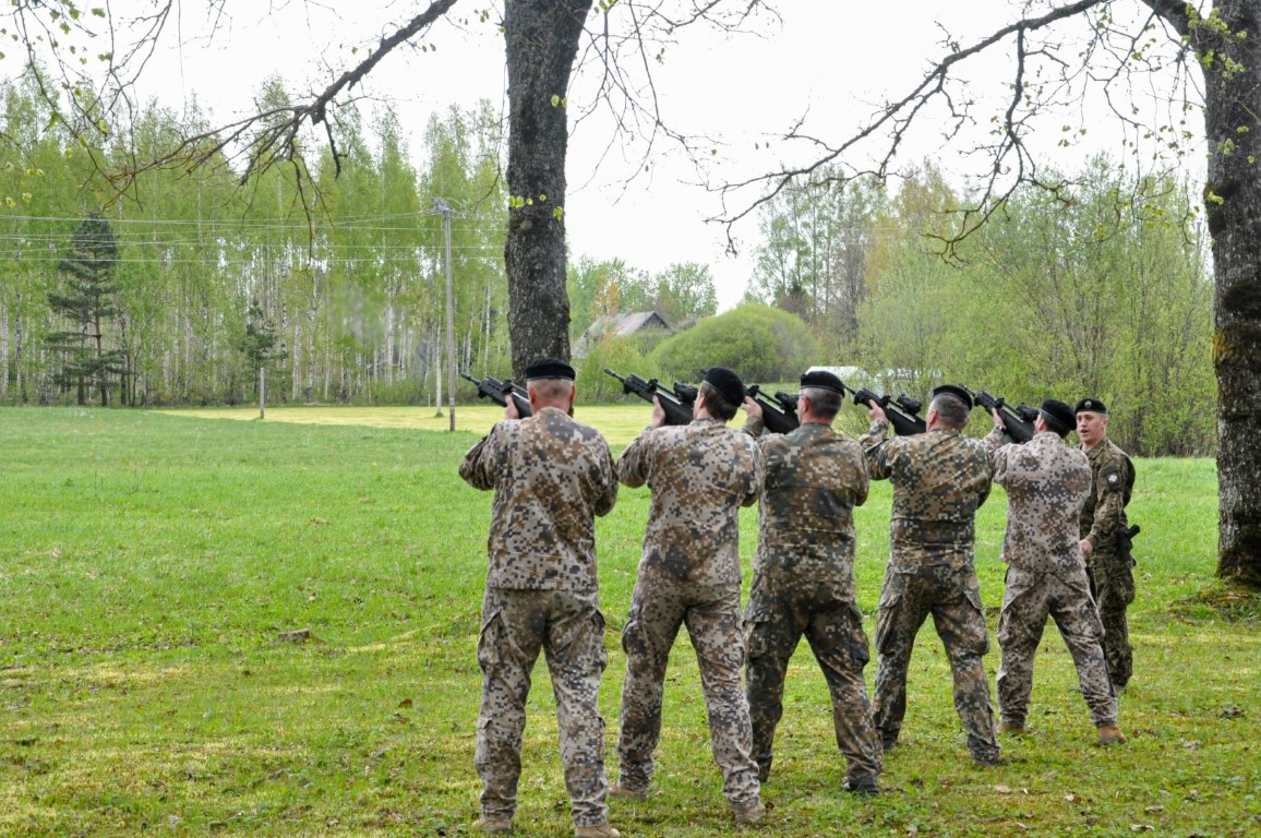 Kurmenē atklāj Nacionālo partizānu piemiņas vietu