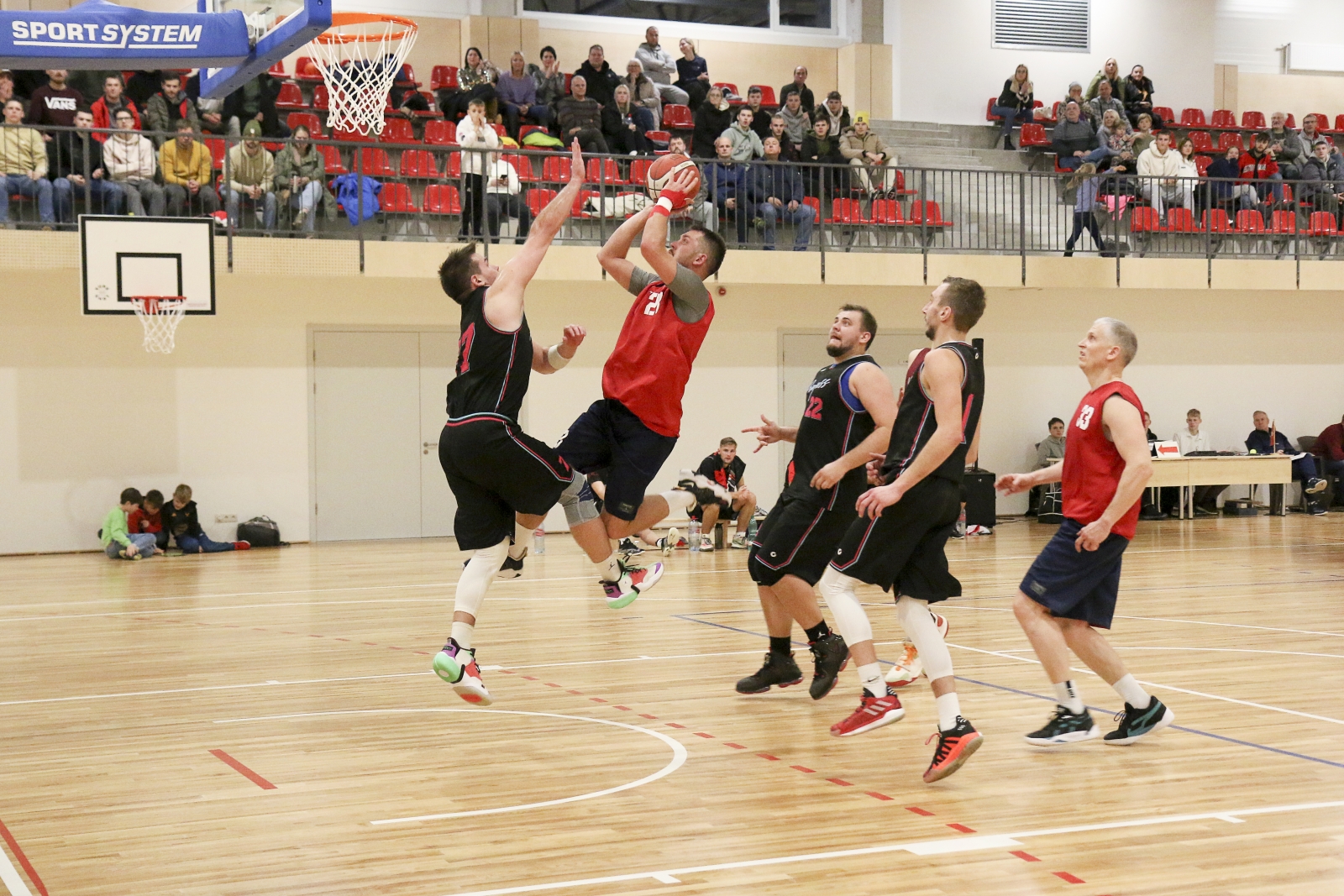 Iecavas pilsētas 1. atklātā basketbola čempionāta finālspēles un apbalvošana (37)