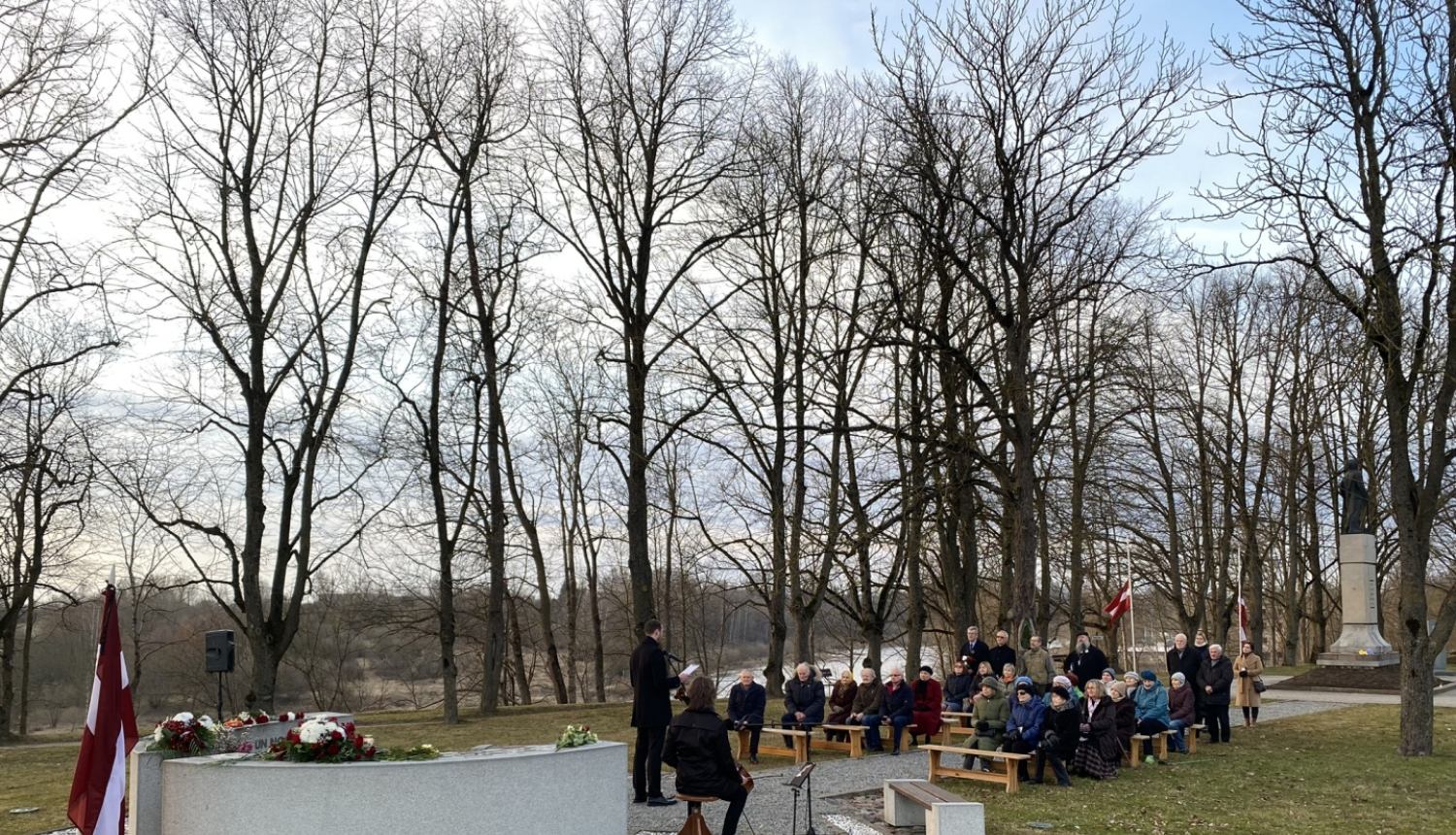 piemiņas brīdis