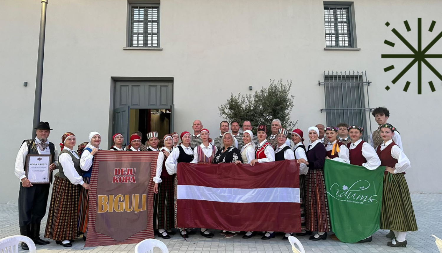 Bauskas novada dejotāji latviešu kultūras tradīcijas aizved līdz starptautiskajam festivālam Grieķijā