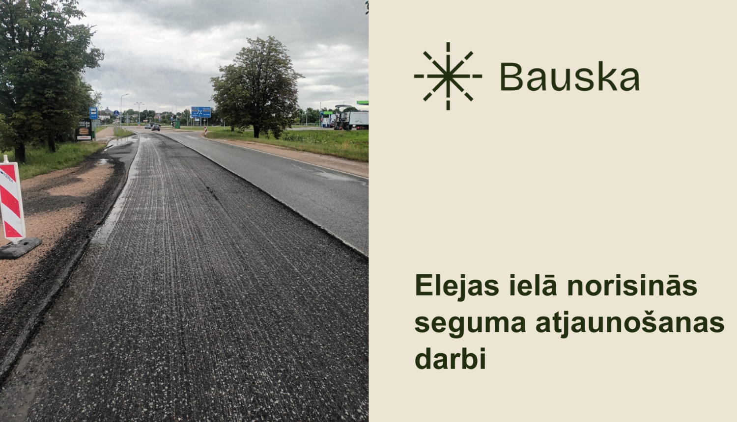 Elejas ielā norisinās seguma atjaunošanas darbi