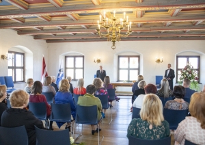 Apbalvojumi 4. maijs