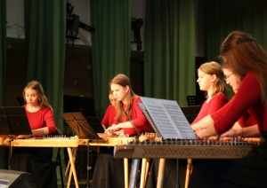 Skolēni 310523