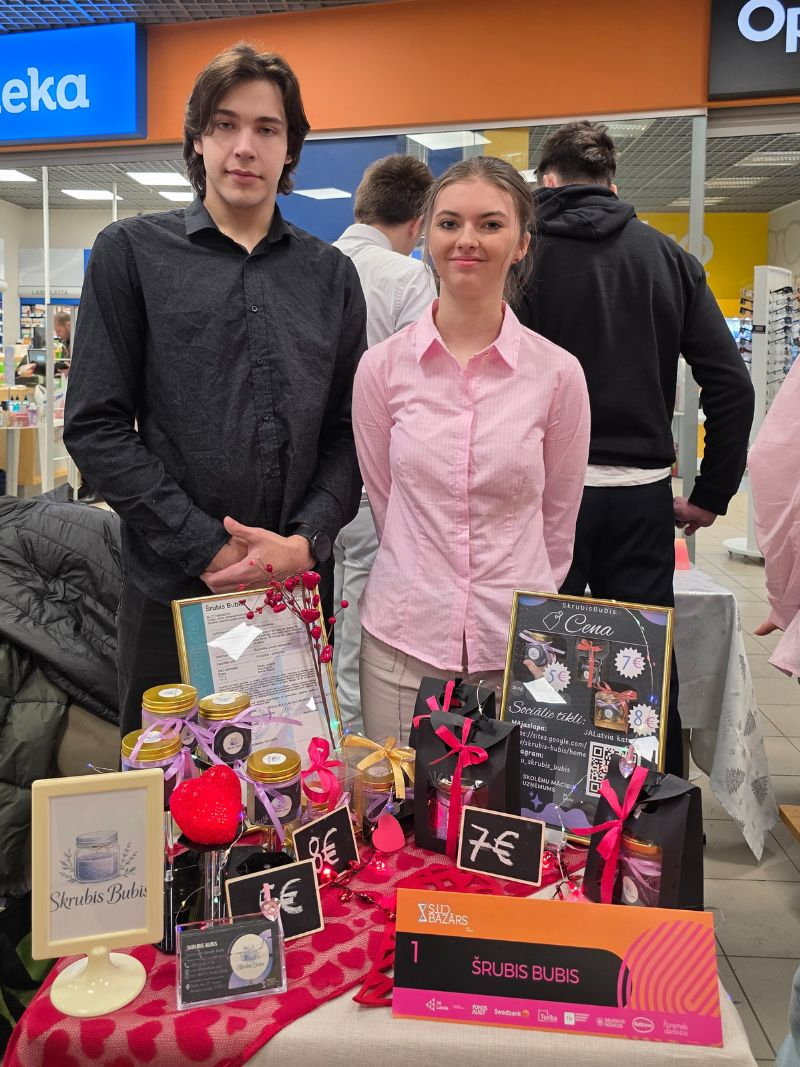 Bauskas novads plaši pārstāvēts skolēnu mācību uzņēmumu “Cits Bazārs” pasākumā