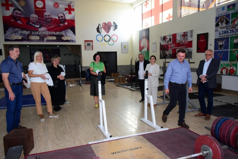 Sačheres sporta zāle