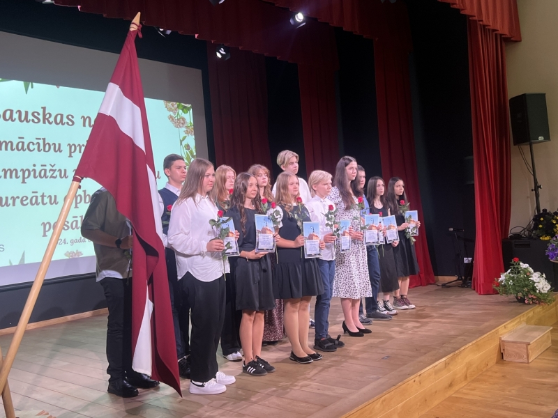 Izglītības laureāti 30_05