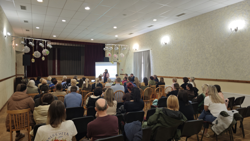 Tikšanās Skaistkalnes tautas namā