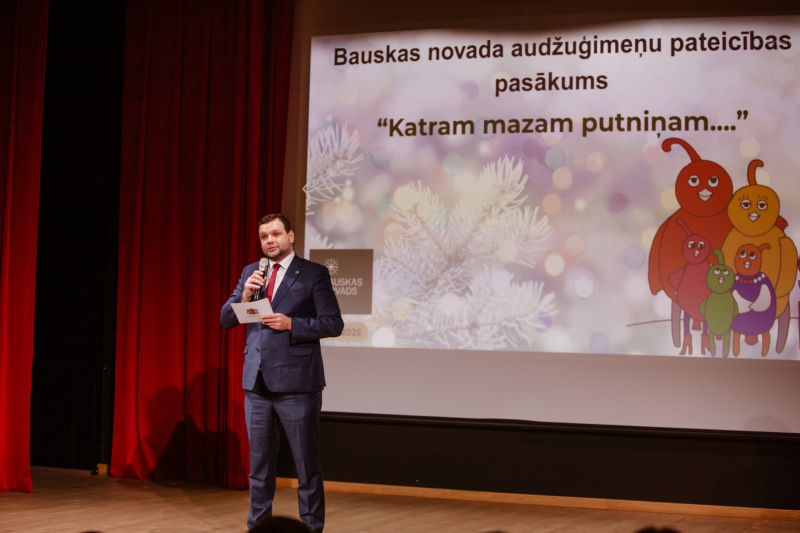 Labklājības ministrs audžuģimeņu pasākumā Bauskas novadā