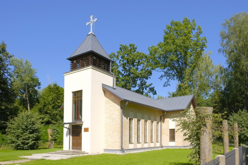Jaunsaules katoļu baznīca