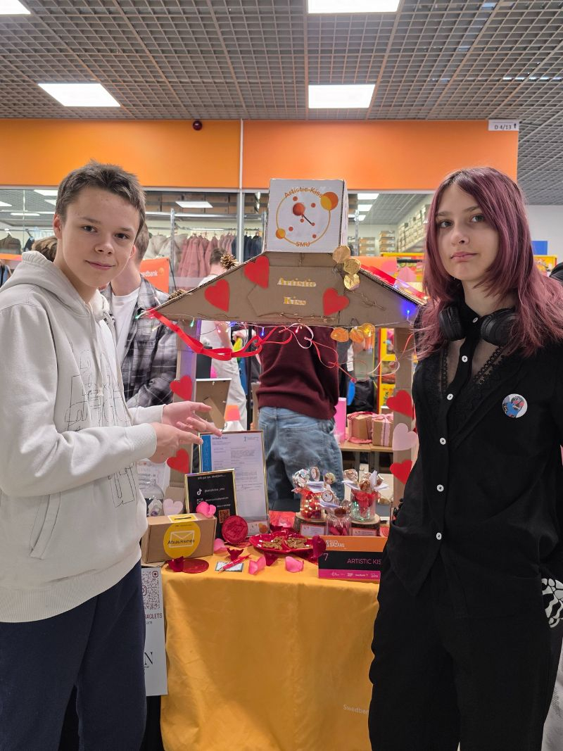 Bauskas novads plaši pārstāvēts skolēnu mācību uzņēmumu “Cits Bazārs” pasākumā