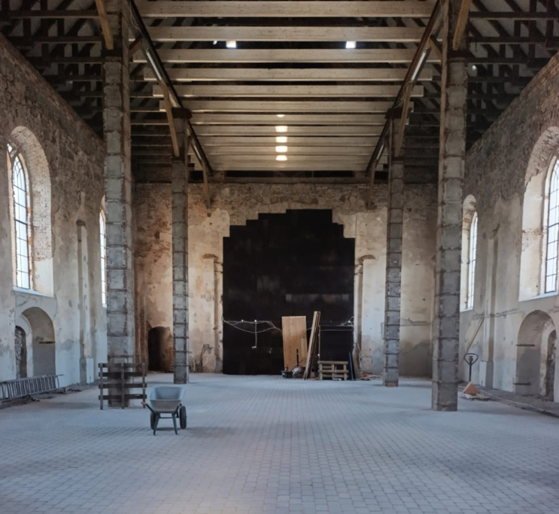 Veiksmīgi īstenots kopprojekts Iecavas baznīcas jumta stiprināšanai