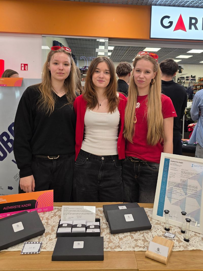 Bauskas novads plaši pārstāvēts skolēnu mācību uzņēmumu “Cits Bazārs” pasākumā