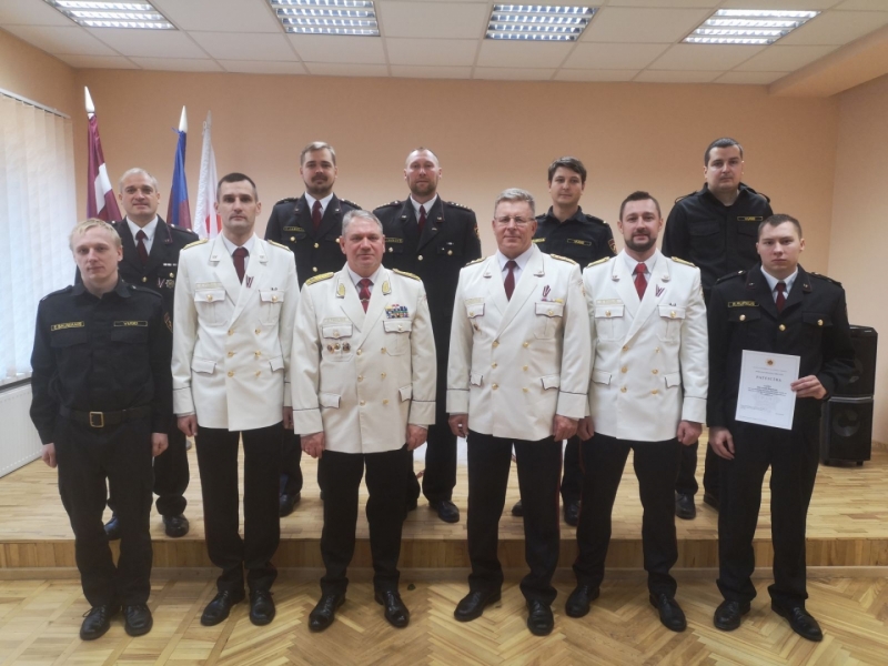 Apbalvo VUGD Zemgales reģiona pārvaldes amatpersonas