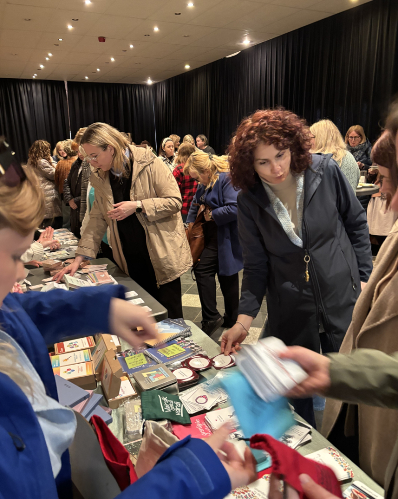 Tirdziņš spēļošanas konferencē