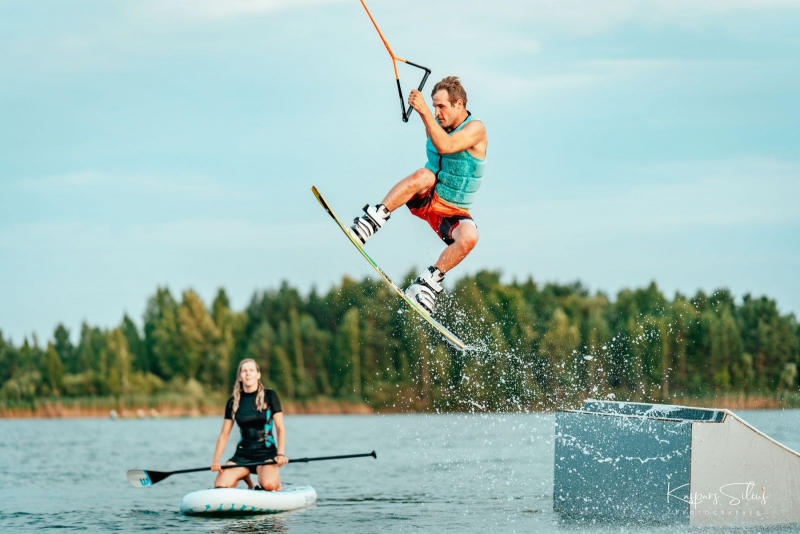 Veikparks ar kabeļtrasi 