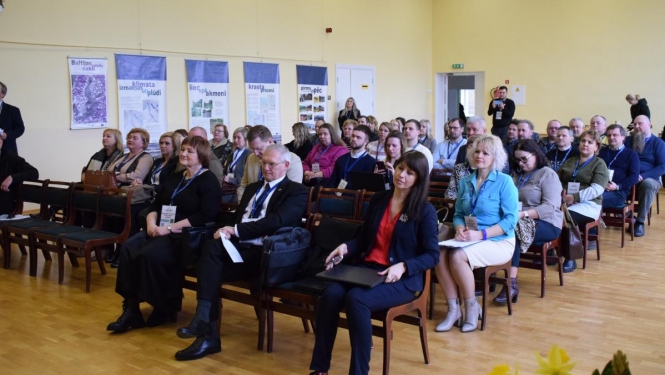 Uzņēmēju brokastīs diskutē par iespējām kopīgi risināt nozaru problēmas