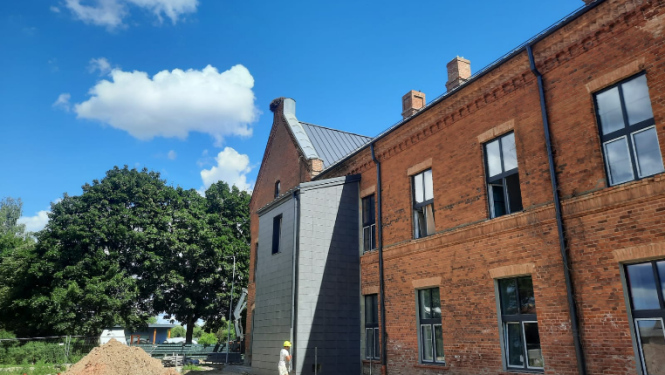 Sarkanā skola