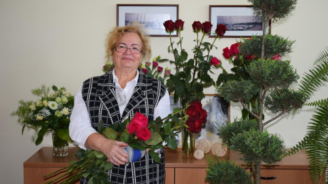 Bauskas novada vadība pateicas Mirdzai Brazovskai par ilggadēju darbu SIA “Bauskas slimnīca”