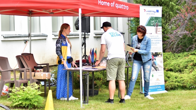 Velo braukšanas sacensības projektā „droša vide skolēniem un skolotājiem – kvalitatīvas izglītības pamats'' (1)