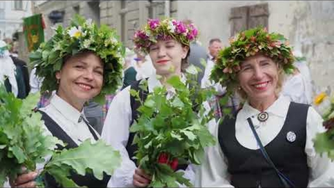 XXVII Vispārējo latviešu Dziesmu un XVII Deju svētku dalībnieku gājiens NOVADU DIŽOŠANĀS