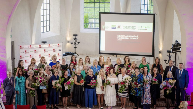 Sieviete arhitektūrā