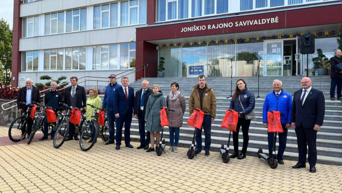 Jonišķos pasniedz tūrisma akcijas balvas