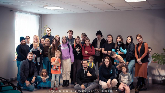 Kurmenes jauniešu centrā aizvadīts dažādu sociālo grupu jauniešu un darbā ar jaunatni iesaistīto integrācijas forums «Soli, pa solim!»