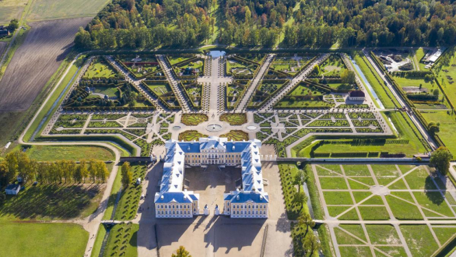 17.jūlijā varēs vakcinēties Rundāles stādu tirgū Rundāles pilī