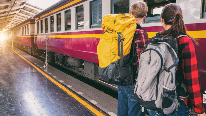 Aicina jauniešus pieteikties vienreizējai iespējai ‒ bezmaksas Eiropas apceļošanas kartei