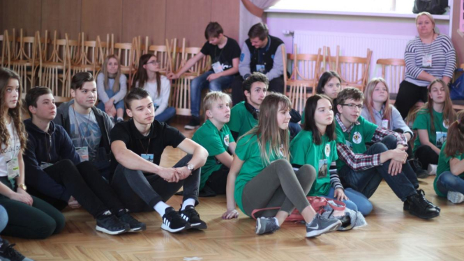 Jaunatnes organizācijas līdz augusta beigām var pieteikt projektus organizācijas darbības atbalstam un jauniešu līdzdalības veicināšanai