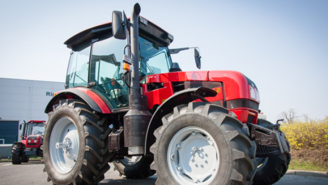 Sāksies ikgadējās traktortehnikas apskates