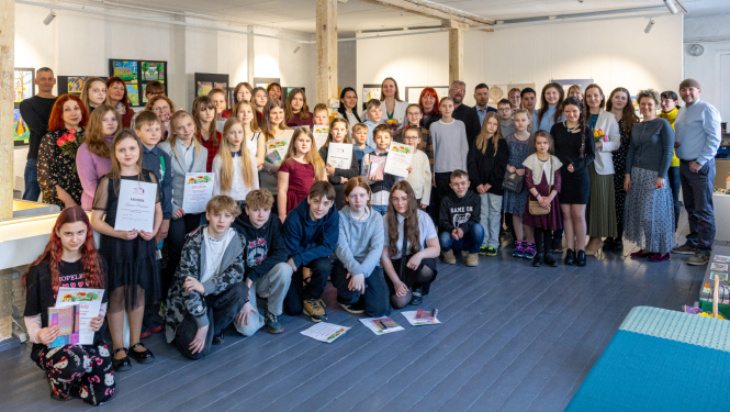 Bauskas novada skolēnu mākslas darbu konkursa izstāde «Te sākas mana pasaule» 