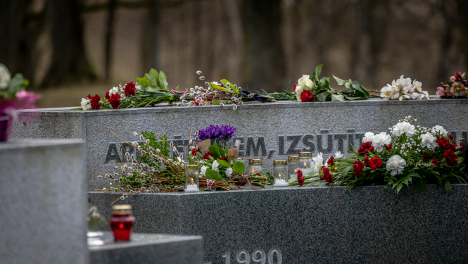 Pieminot 1949. gada komunistiskā genocīda upurus