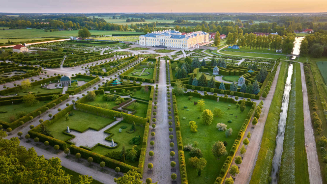 Rundāles pils komplekss