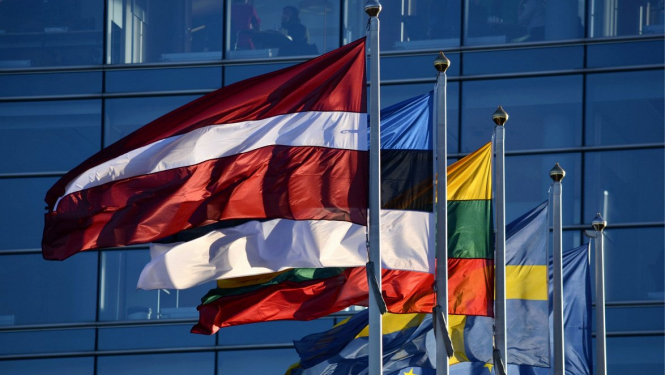 Atjauno sadraudzības un sadarbības līgumus