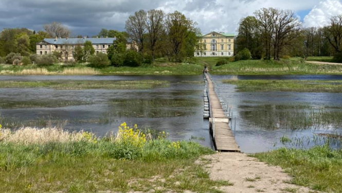 Tiks sākta Mežotnes gājēju tiltiņa pāri Lielupei demontāža