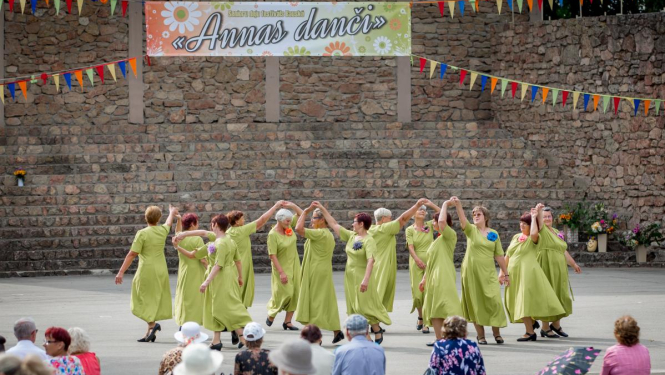 Senioru deju festivālā «Annas danči» Eiropas deju kopa «Vēlreiz» svinēs 10 gadu jubileju