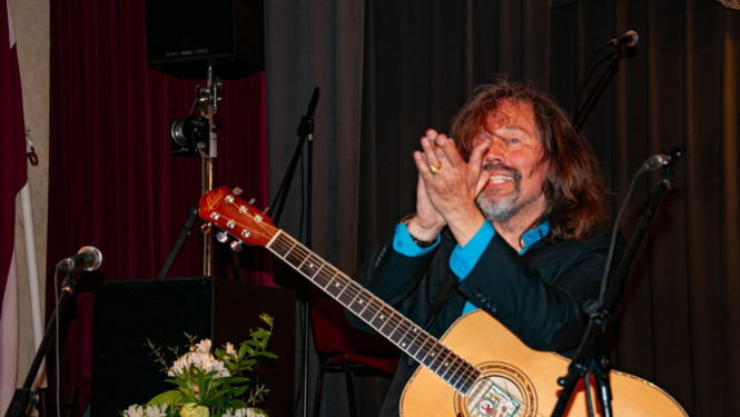 Skaistkalnes skolai 165