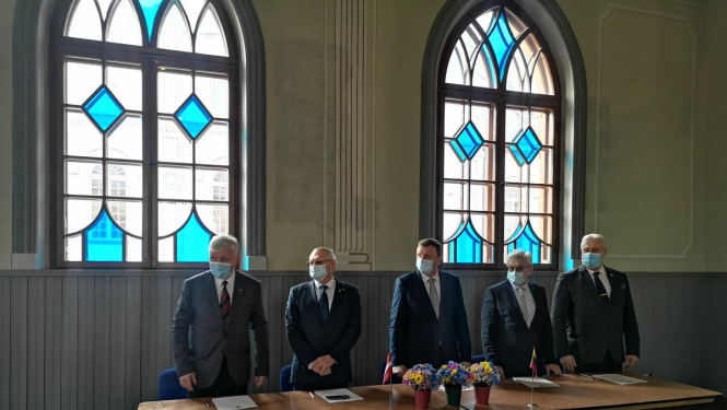 Jonišķos parakstīts Latvijas – Lietuvas vērienīgākās apceļošanas akcijas “Iepazīsti kaimiņus Zemgalē!” līgums