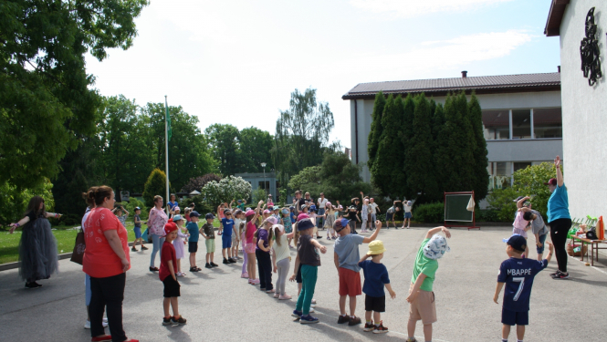 Āra diena PII Dartija