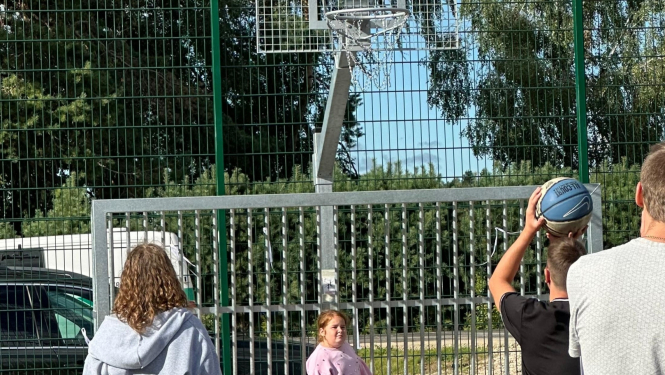 Sporta laukums Zālītē