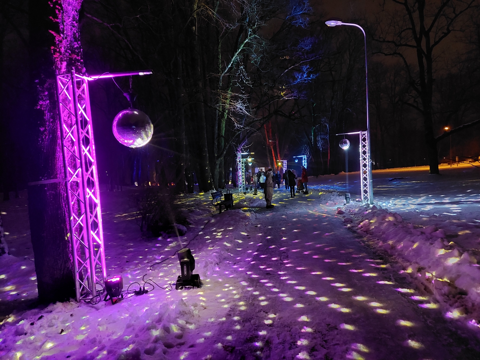 Iecava svētku rotā un pasaku mežs parkā (3)