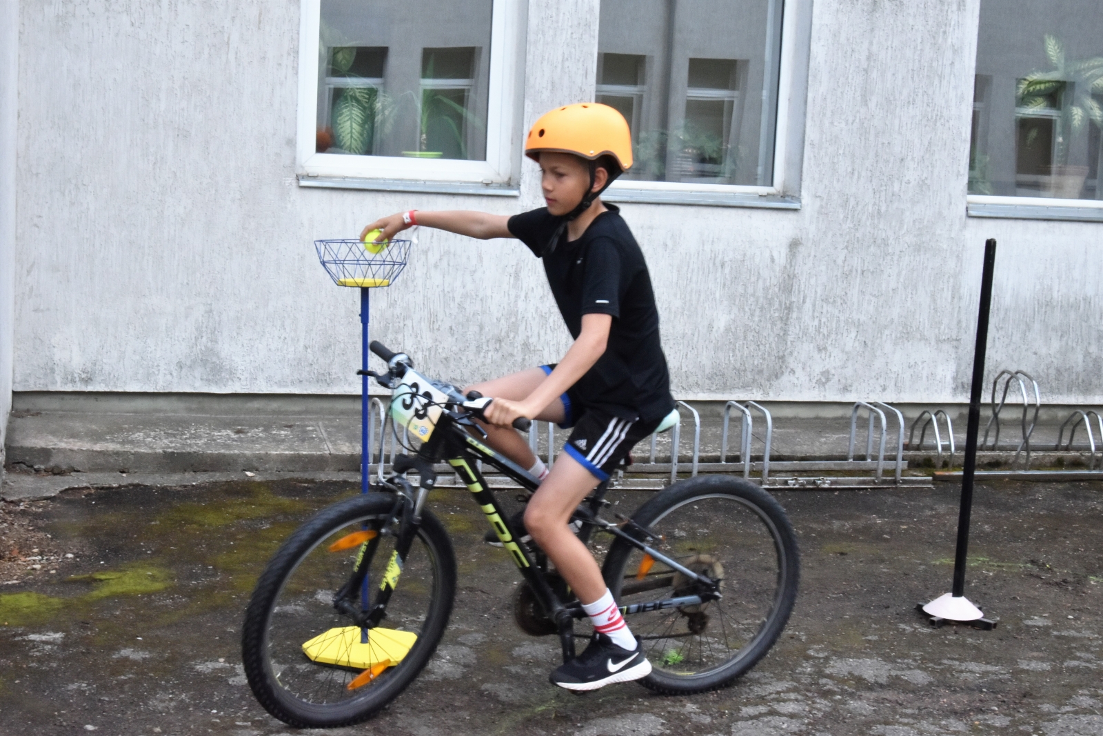 Velo braukšanas sacensības projektā „droša vide skolēniem un skolotājiem – kvalitatīvas izglītības pamats'' (4)