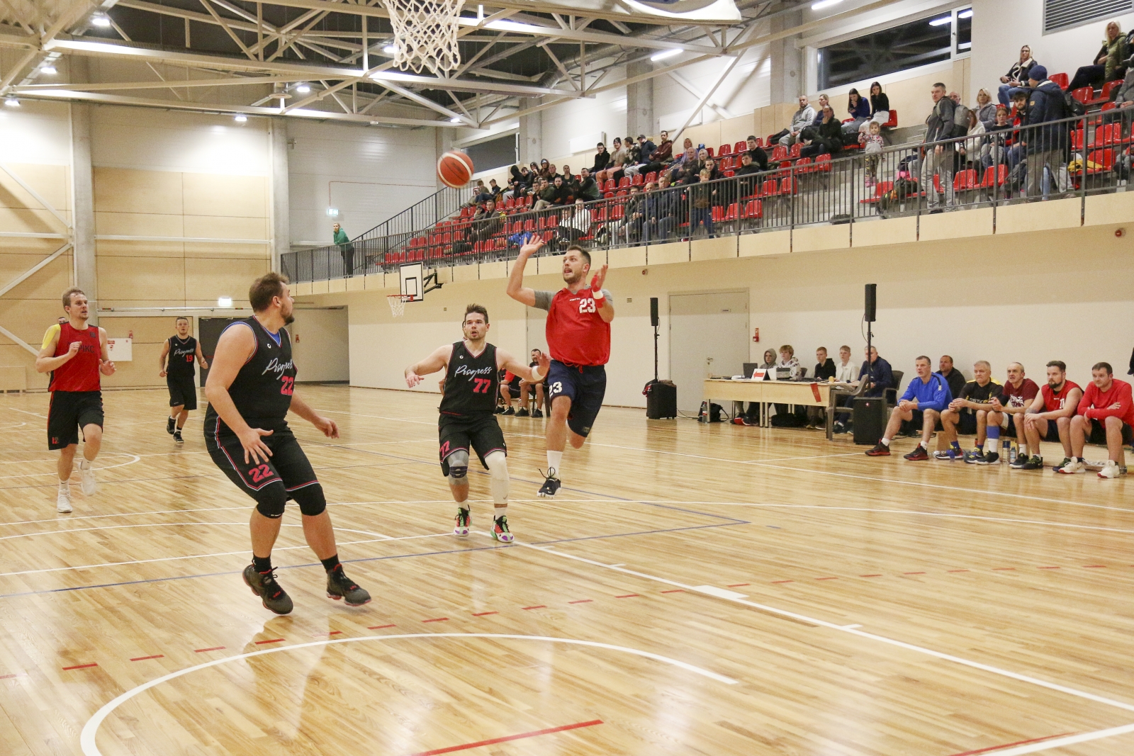 Iecavas pilsētas 1. atklātā basketbola čempionāta finālspēles un apbalvošana (16)